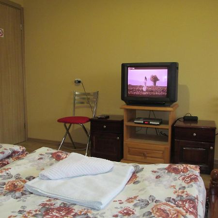 אורשאק Pri Orehite Guesthouse מראה חיצוני תמונה