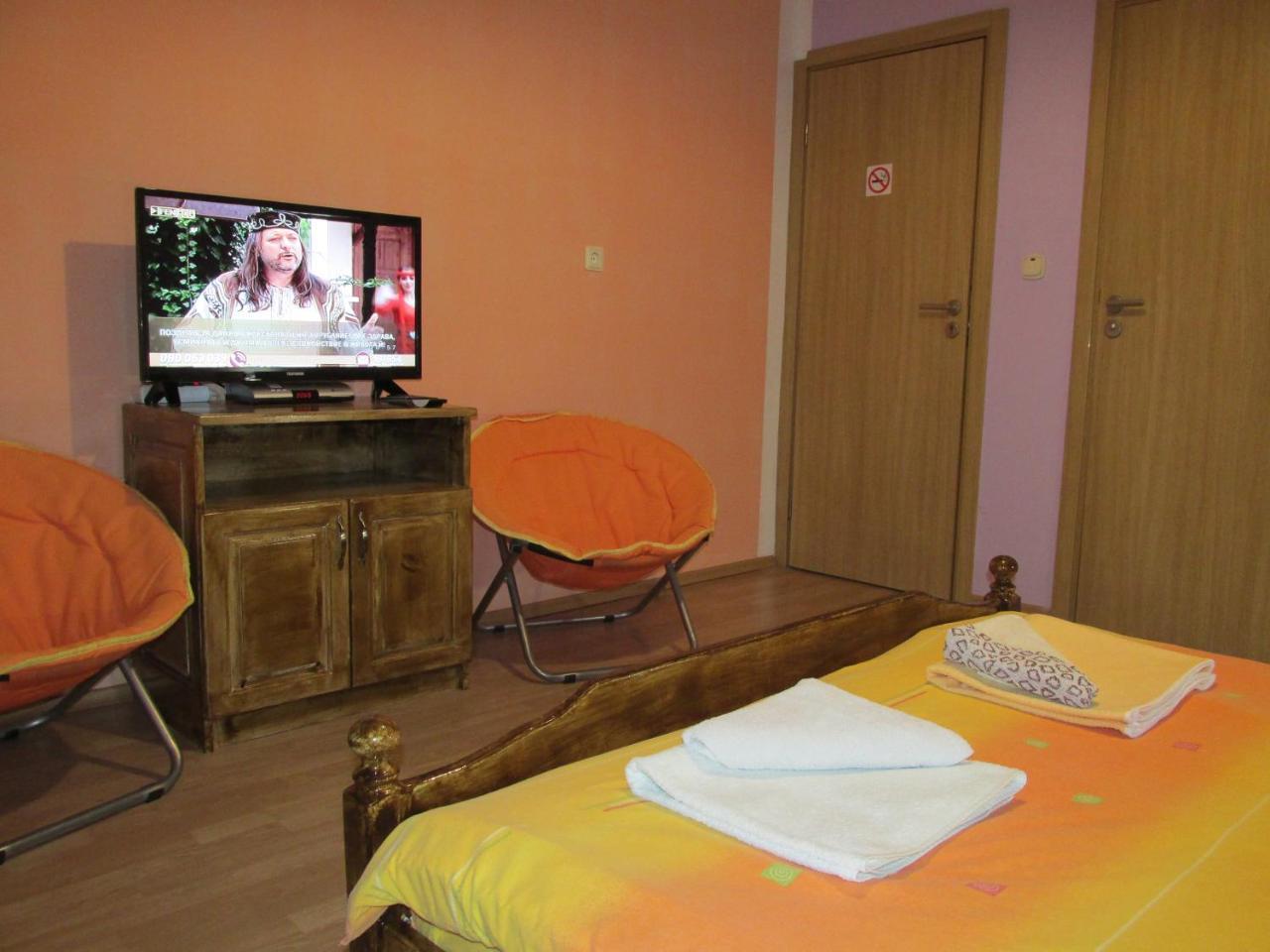 אורשאק Pri Orehite Guesthouse מראה חיצוני תמונה